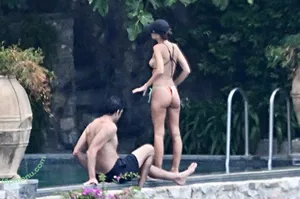 Emily Ratajkowski / emrata nude photo #9069