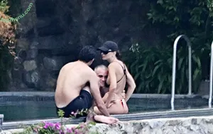 Emily Ratajkowski / emrata nude photo #9077