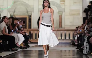 Emily Ratajkowski / emrata nude photo #9117