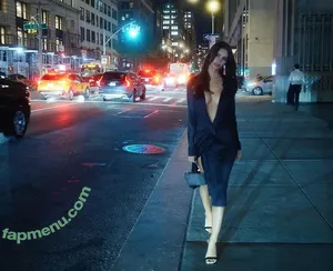 Emily Ratajkowski / emrata nude photo #9162