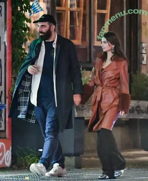 Emily Ratajkowski / emrata nude photo #9433