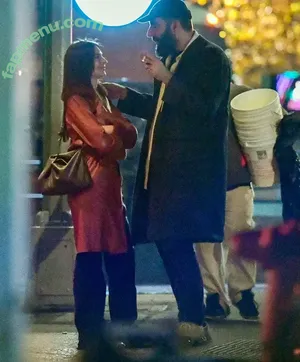 Emily Ratajkowski / emrata nude photo #9451