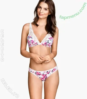 Emily Ratajkowski / Officialemilyratajkowski / emrata nude photo #9718