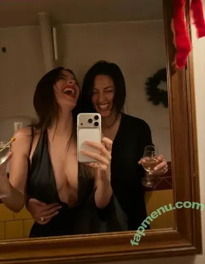 Emily Ratajkowski / Officialemilyratajkowski / emrata nude photo #9797