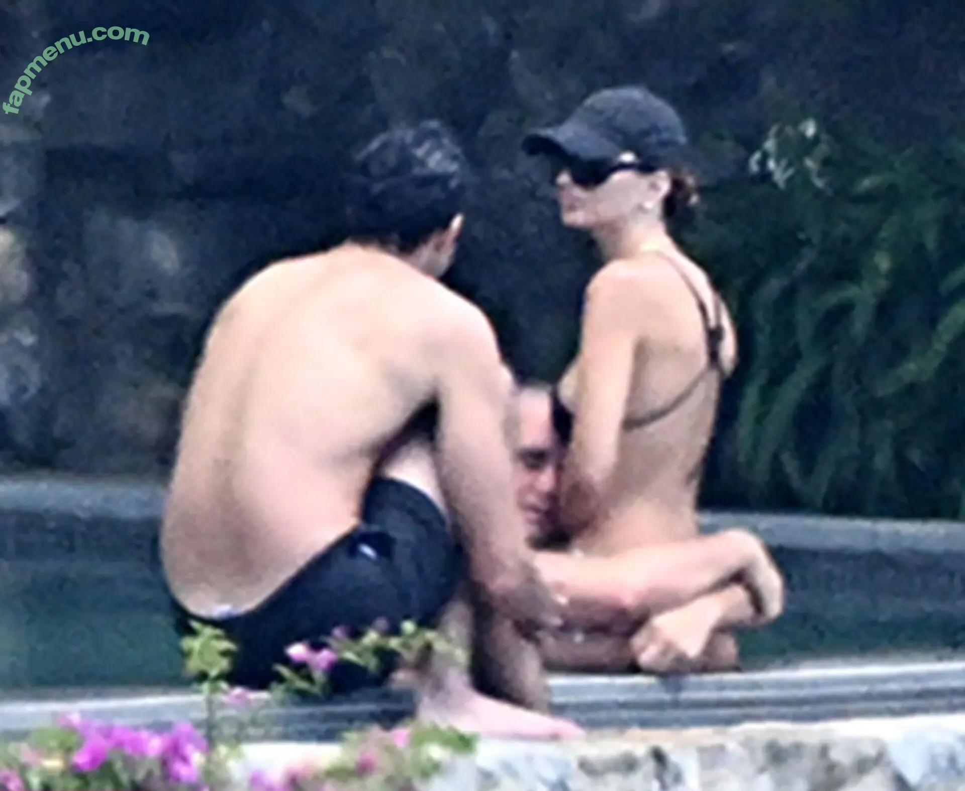 Emily Ratajkowski nude photo #9070 (emrata)