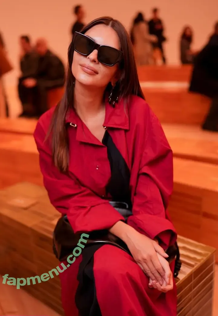 Emily Ratajkowski nude photo #9204 (emrata)