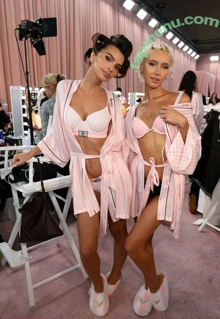 Emily Ratajkowski nude photo #9253 (emrata)