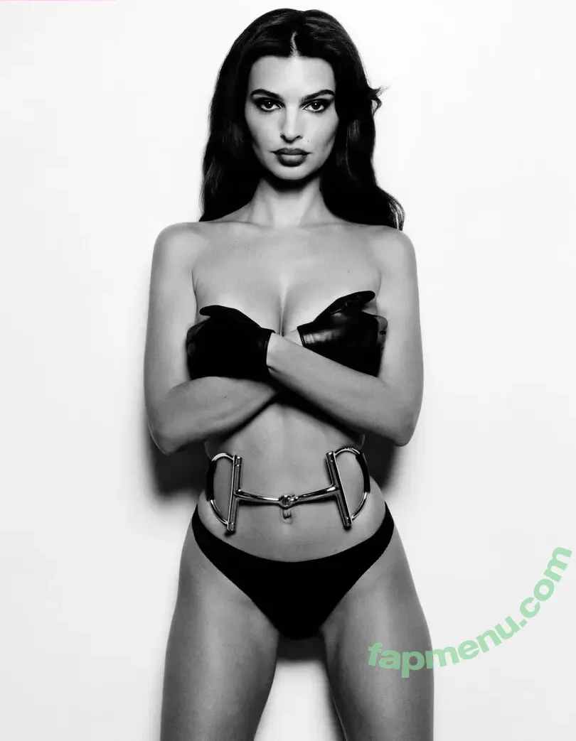 Emily Ratajkowski nude photo #9337 (emrata)