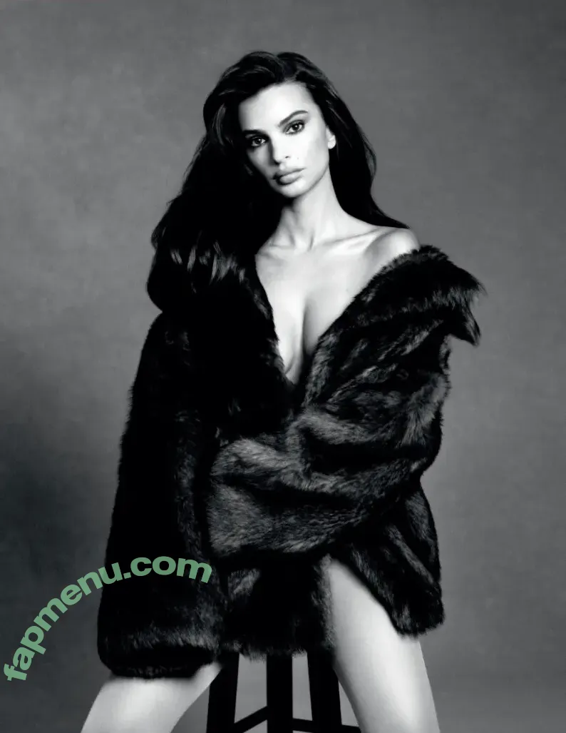 Emily Ratajkowski nude photo #9340 (Officialemilyratajkowski / emrata)