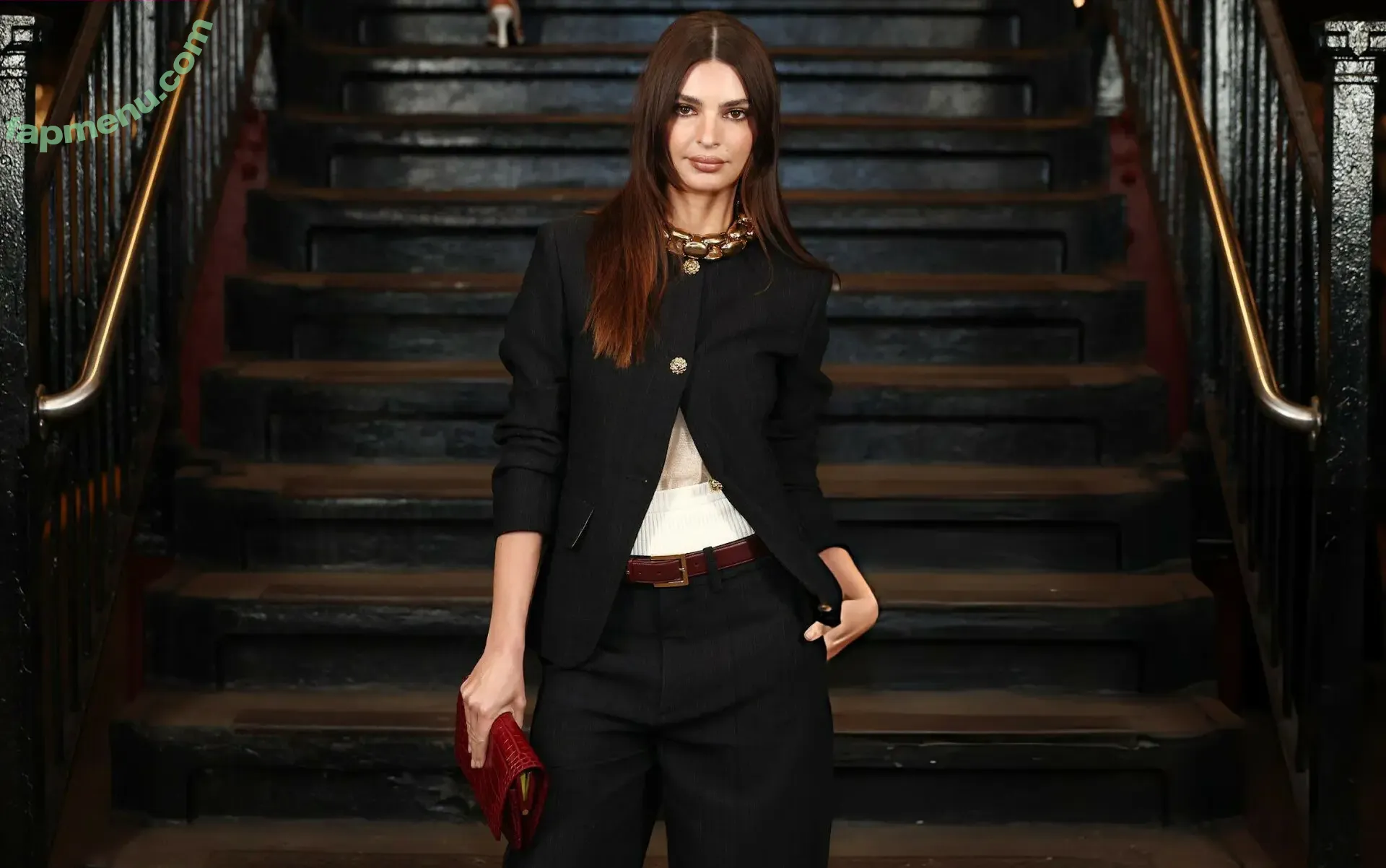 Emily Ratajkowski nude photo #9644 (Officialemilyratajkowski / emrata)