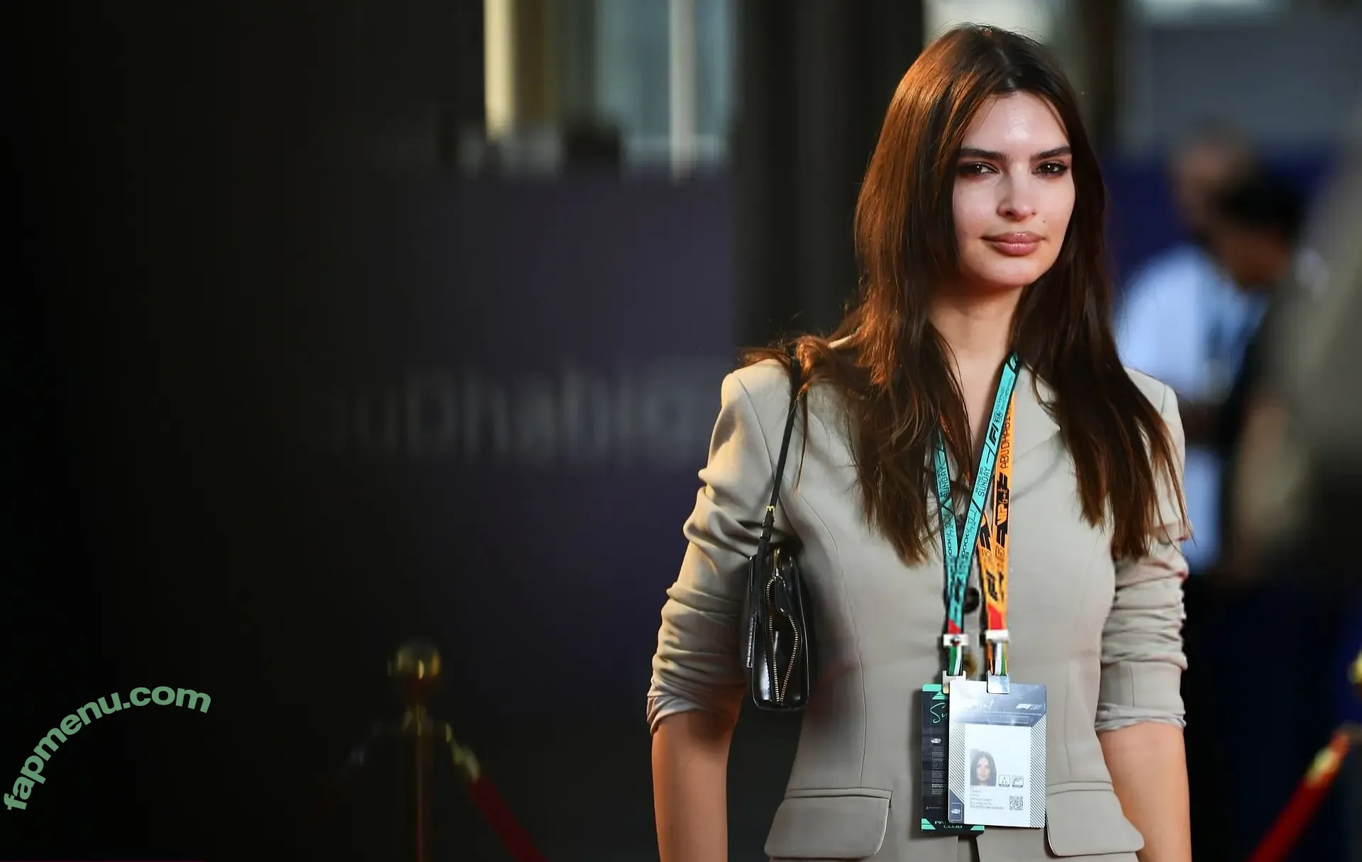 Emily Ratajkowski nude photo #9683 (Officialemilyratajkowski / emrata)