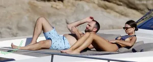 Emily Ratajkowski / emrata nude photo #8420