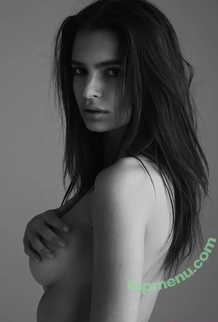 Emily Ratajkowski nude photo #8254 (emrata)