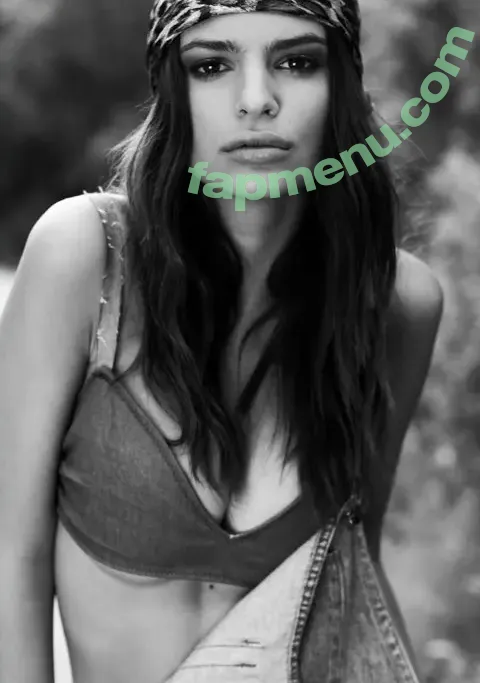 Emily Ratajkowski nude photo #8605 (emrata)