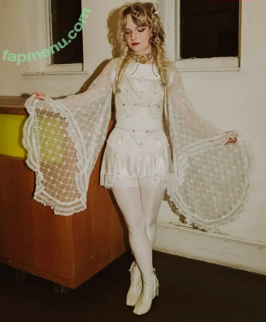 Emily Roberts nude photo #0019 (The Last Dinner Party / emilyrobertsguitarist)