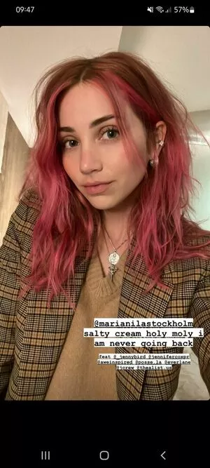 Emily Rudd / emilysteaparty nude photo #0047