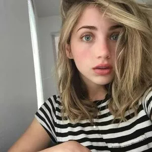 Emily Rudd / emilysteaparty nude photo #0086