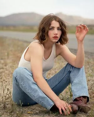 Emily Rudd / emilysteaparty nude photo #0088
