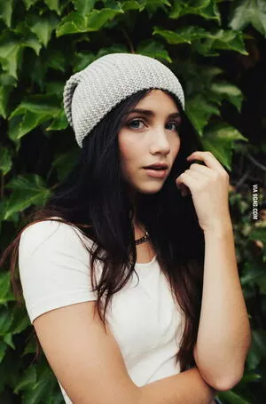 Emily Rudd / emilysteaparty nude photo #0211