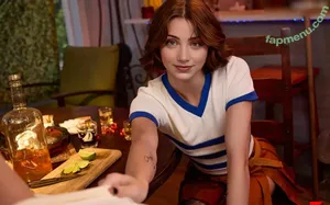 Emily Rudd / emilysteaparty nude photo #0350