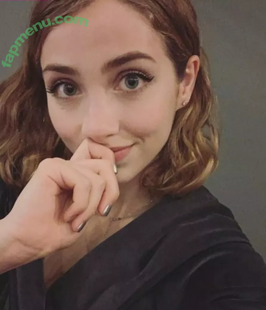 Emily Rudd nude photo #0057 (emilysteaparty)