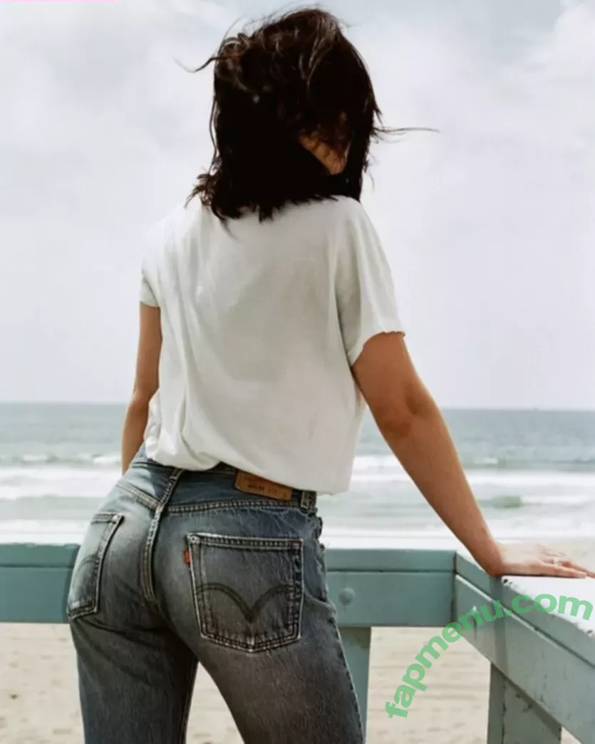 Emily Rudd nude photo #0112 (emilysteaparty)