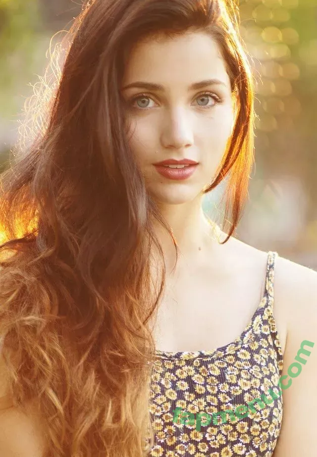 Emily Rudd nude photo #0209 (emilysteaparty)