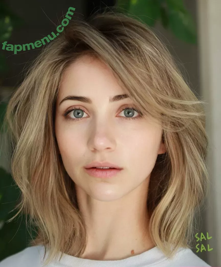 Emily Rudd nude photo #0233 (emilysteaparty)