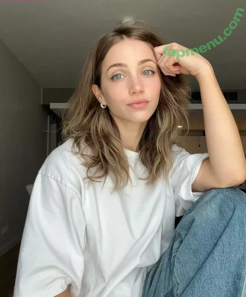 Emily Rudd nude photo #0303 (emilysteaparty)