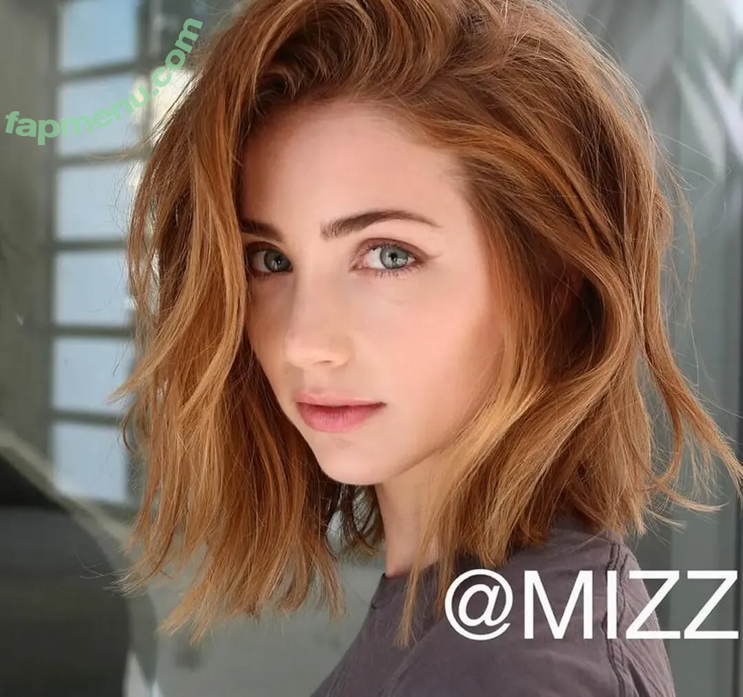 Emily Rudd nude photo #0420 (emilysteaparty)