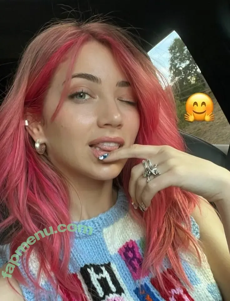 Emily Rudd nude photo #0423 (emilysteaparty)