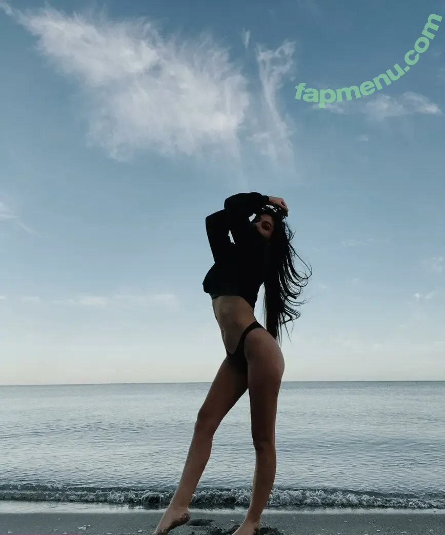 Emily Shaffer nude photo #0005 (em_shaff_ / emily_shaffer / emilyshafferr)