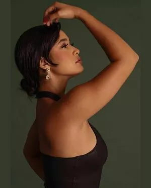Emily Tosta / (Mayans M.C and PartyFive / Dominican Actress / emilytosta nude photo #0144