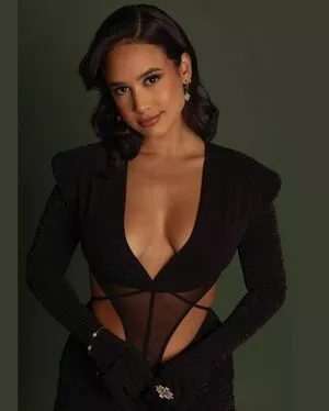 Emily Tosta / (Mayans M.C and PartyFive / Dominican Actress / emilytosta nude photo #0151