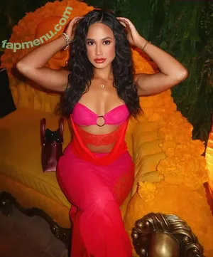 Emily Tosta / (Mayans M.C and PartyFive / Dominican Actress / emilytosta nude photo #0350