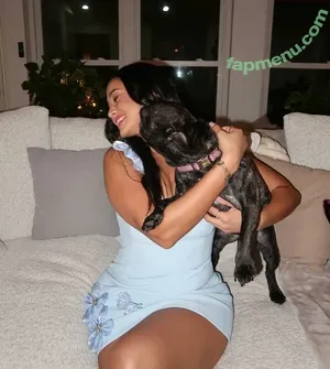 Emily Tosta / (Mayans M.C and PartyFive / Dominican Actress / emilytosta nude photo #0416