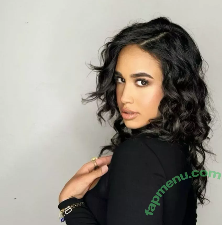 Emily Tosta nude photo #0067 ((Mayans M.C and PartyFive / Dominican Actress / emilytosta)