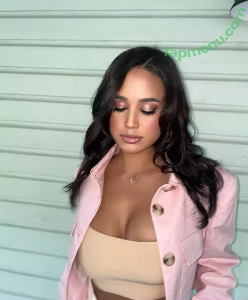 Emily Tosta nude photo #0079 ((Mayans M.C and PartyFive / Dominican Actress / emilytosta)