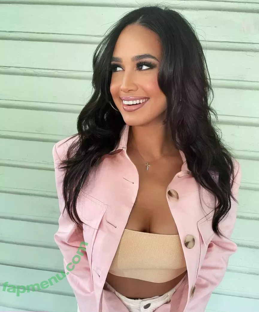 Emily Tosta nude photo #0082 ((Mayans M.C and PartyFive / Dominican Actress / emilytosta)