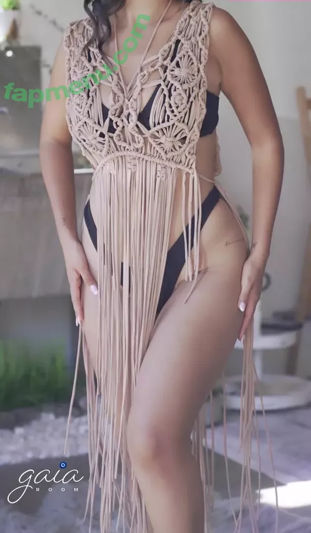 Emily Tosta nude photo #0122 ((Mayans M.C and PartyFive / Dominican Actress / emilytosta)