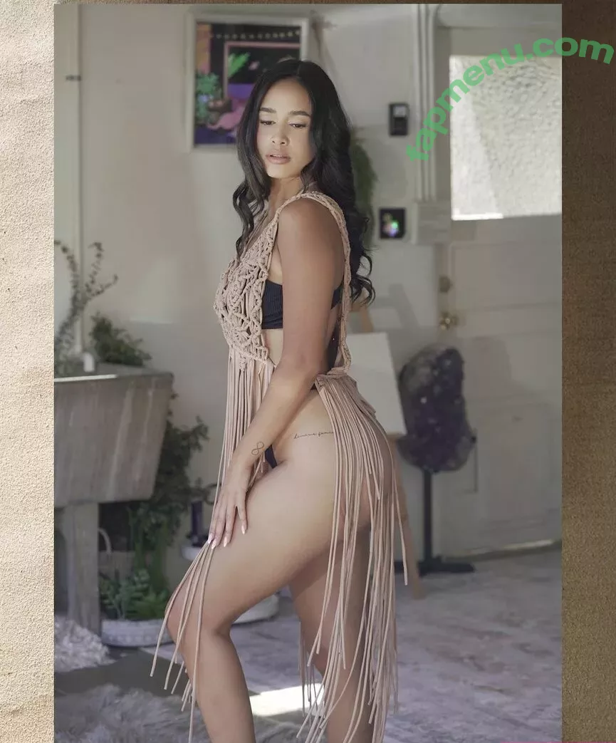 Emily Tosta nude photo #0123 ((Mayans M.C and PartyFive / Dominican Actress / emilytosta)