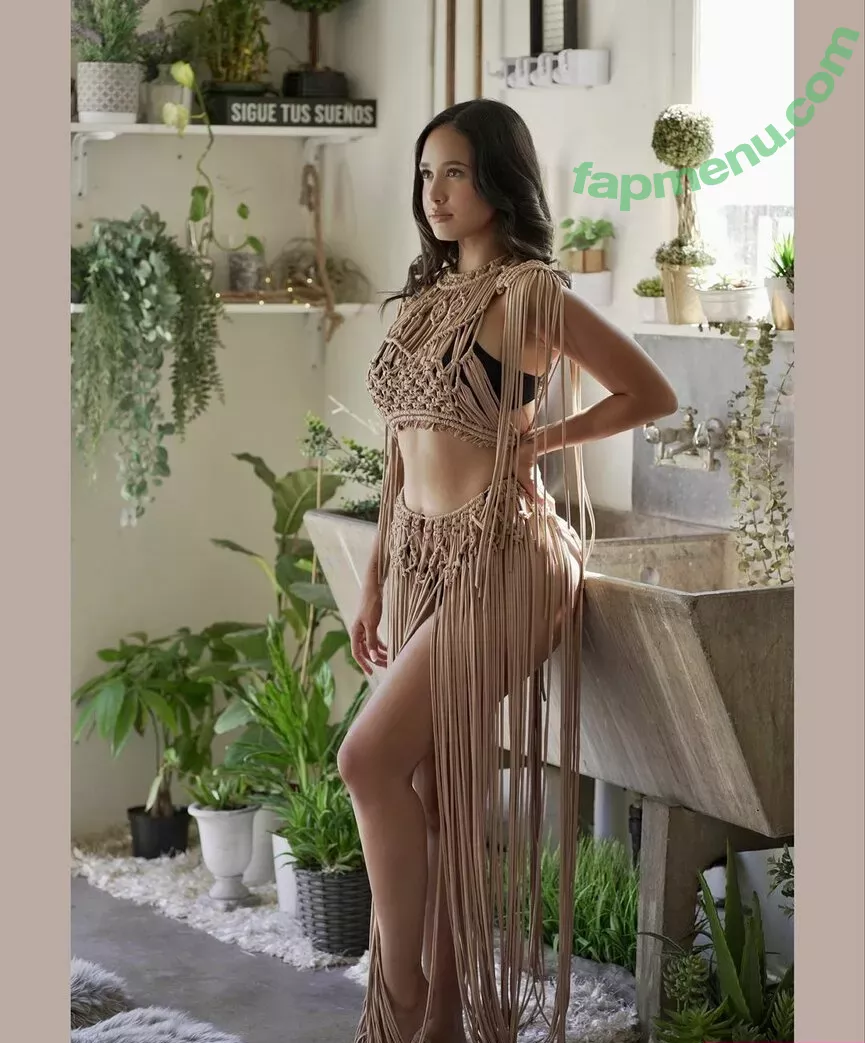 Emily Tosta nude photo #0133 ((Mayans M.C and PartyFive / Dominican Actress / emilytosta)