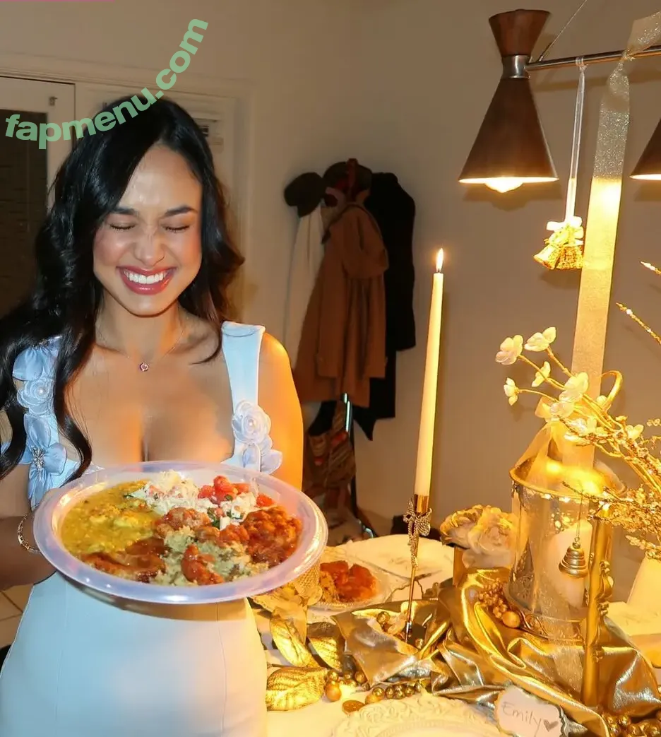 Emily Tosta nude photo #0419 ((Mayans M.C and PartyFive / Dominican Actress / emilytosta)