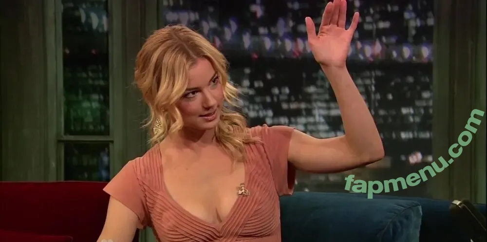 Emily VanCamp nude photo #0143 (emilyvancamp)