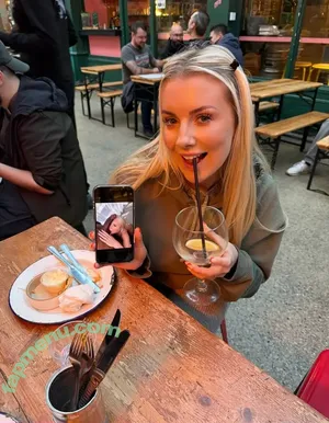 Emily Walters / emilywalters / hotwifeemilyuk nude photo #0291