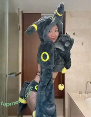 Emily Wang / Emilyywang / Emilyywng nude photo #0025