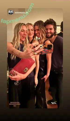 Emily Wickersham / NCIS / emilywickersham nude photo #0141