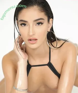 Emily Willis / emilywillisx3 / emilywillisxoxo / emilywillisxxx nude photo #2751