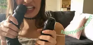 Emily Willis / emilywillisx3 / emilywillisxoxo / emilywillisxxx nude photo #3004