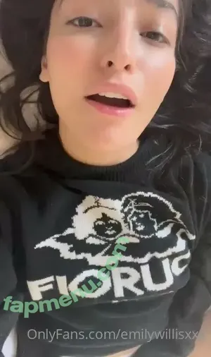 Emily Willis / emilywillisx3 / emilywillisxoxo / emilywillisxxx nude photo #3006